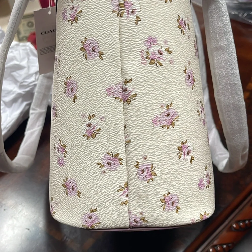 Coach Floral Gallery Tote - Picture 8 of 8